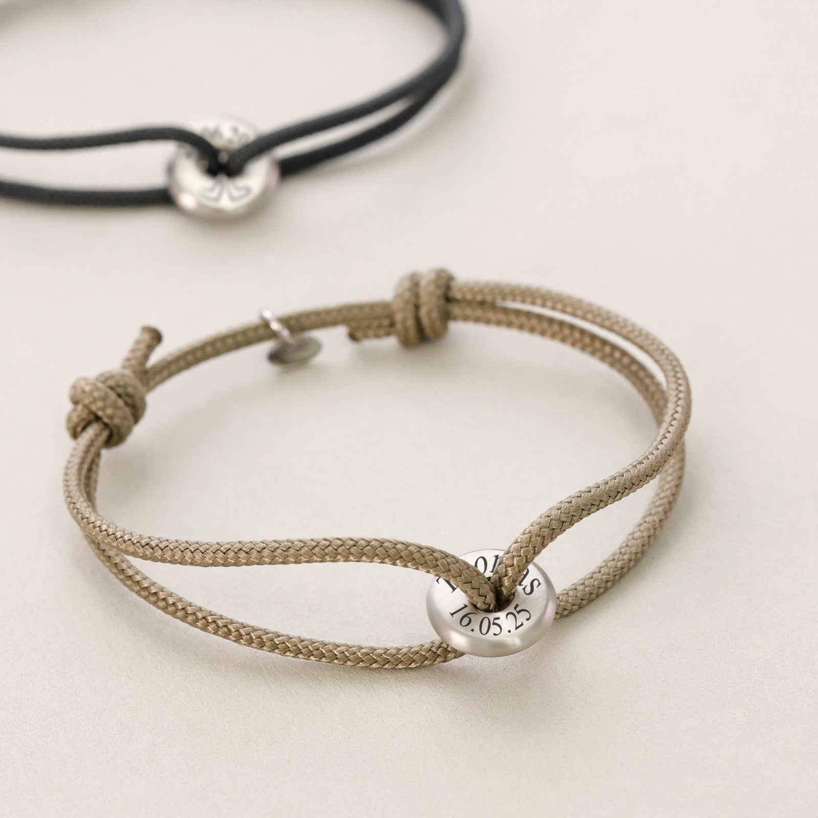 Personalisiertes Segeltau Donut Surferarmband