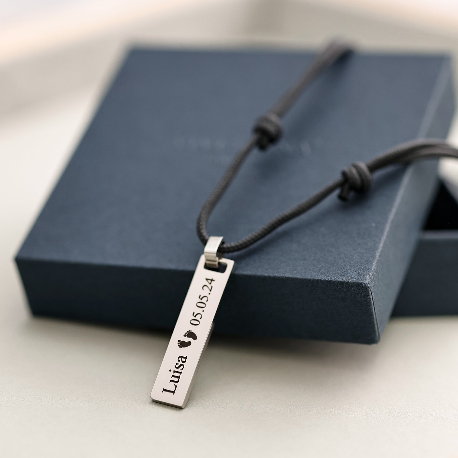 Herren Gravurkette mit Segeltau – verstellbar & wasserfest Herren Halskette VIVIANNASCHMUCK