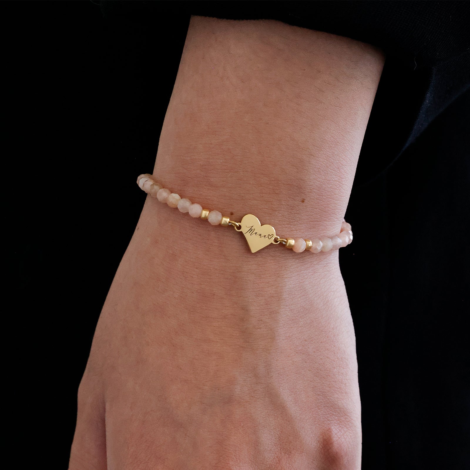 Sonnenstein Armband mit personalisiertem Herz Plättchen