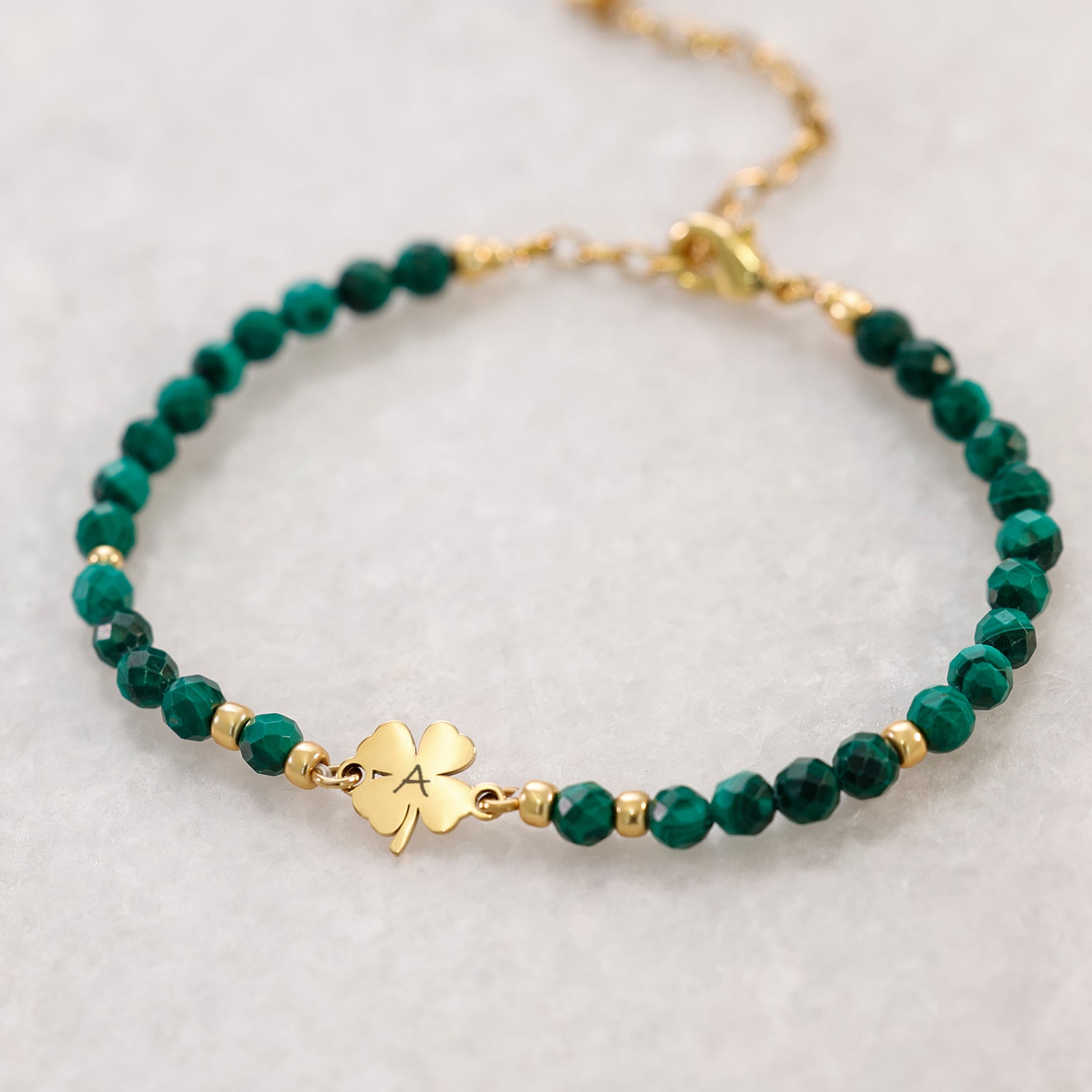 Malachit-Armband mit Kleeblatt