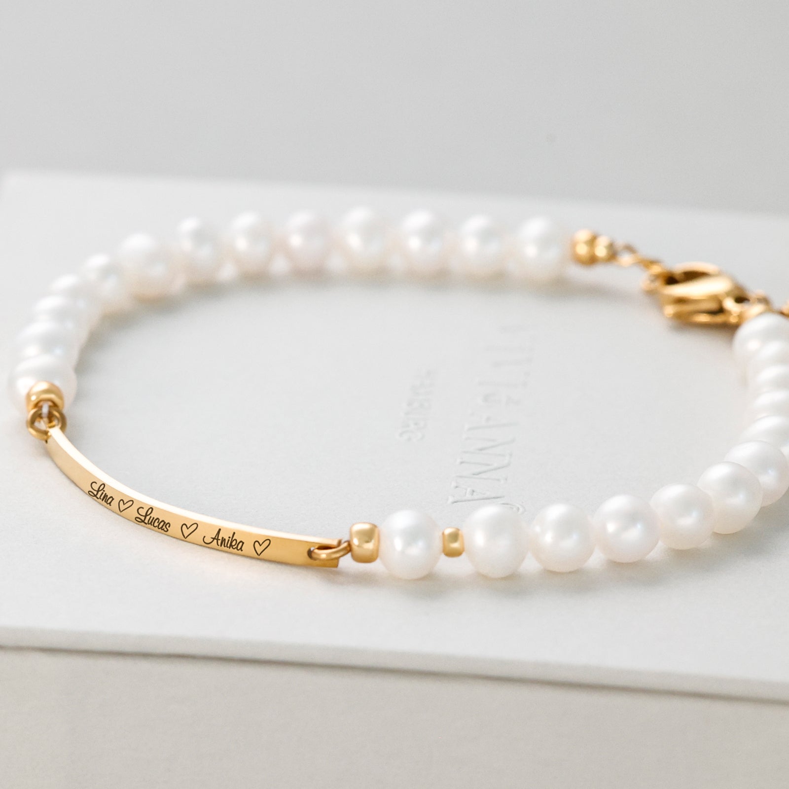 Süßwasserperlen Armband mit Namensplatte