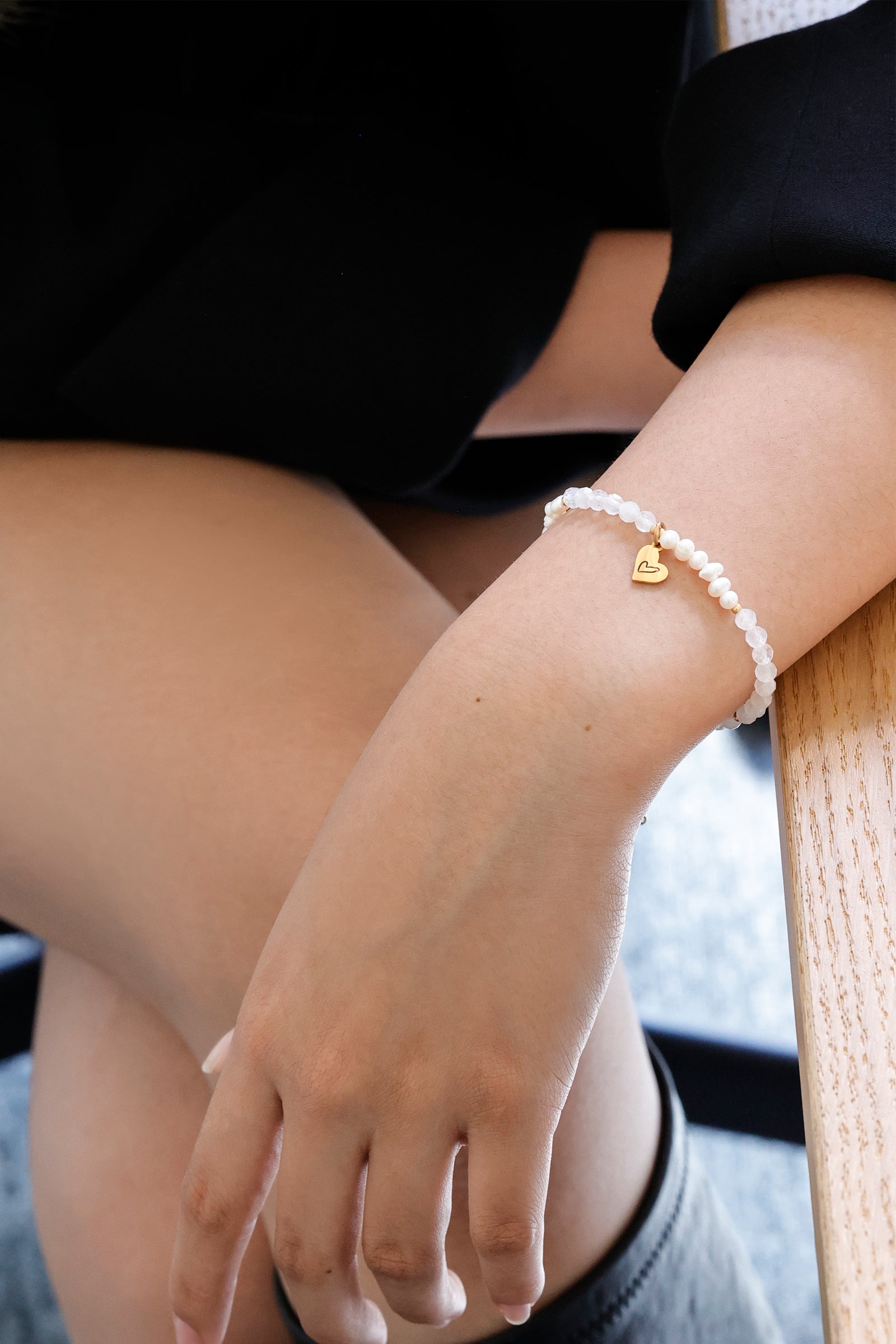 Freshwater pearl & moonstone bracelet with heart pendant