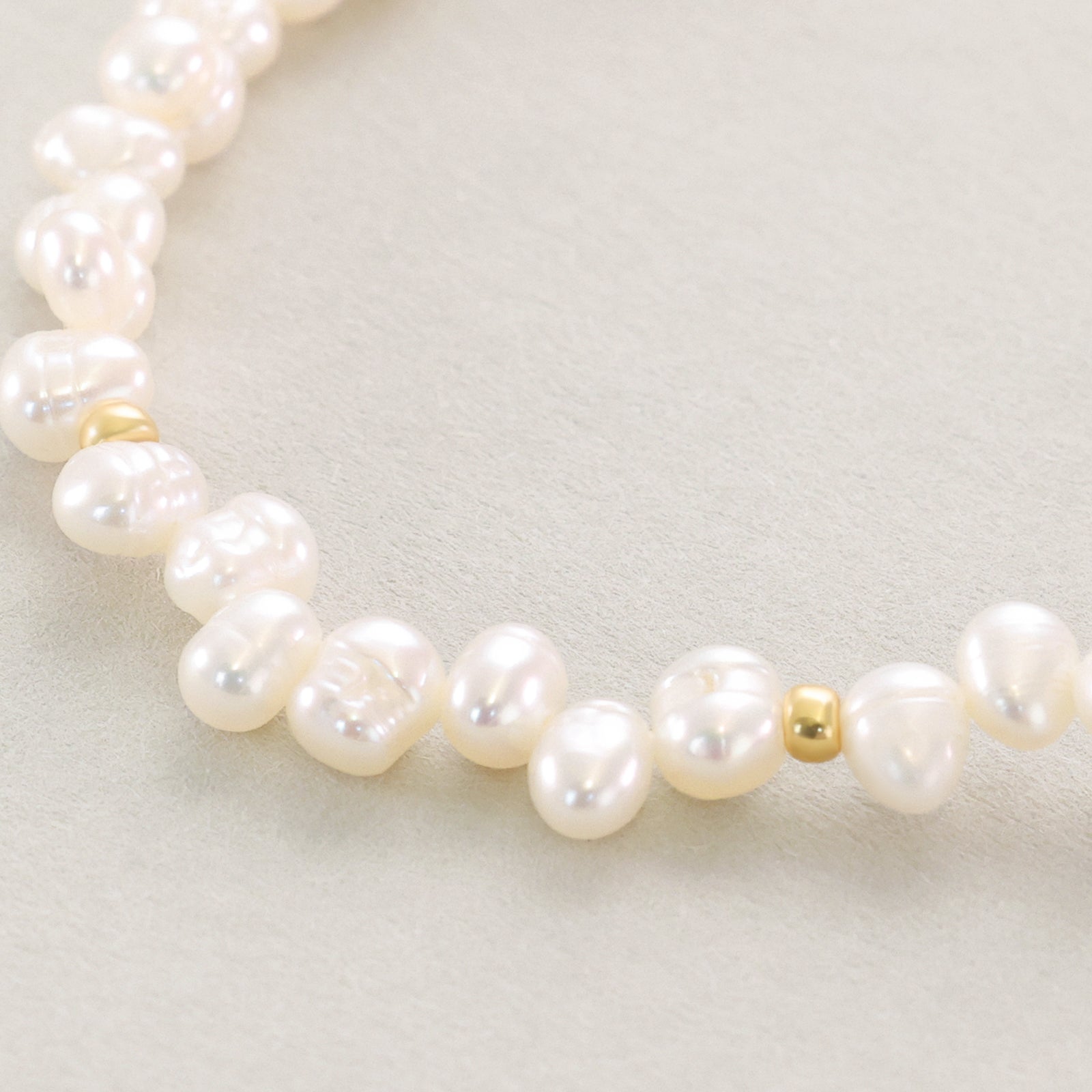 Personalized protective bracelet with guardian angel & freshwater pearls