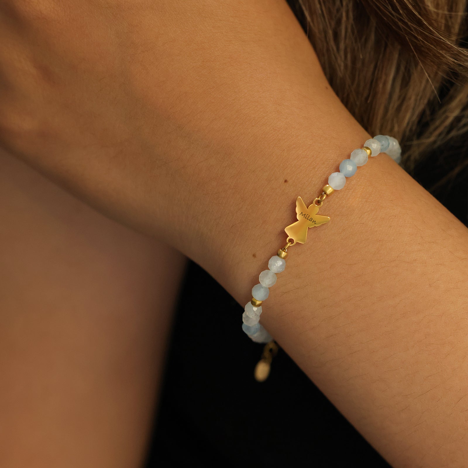 Aquamarin Armband mit Engelanhänger - Geschenk zur Taufe mit Karte