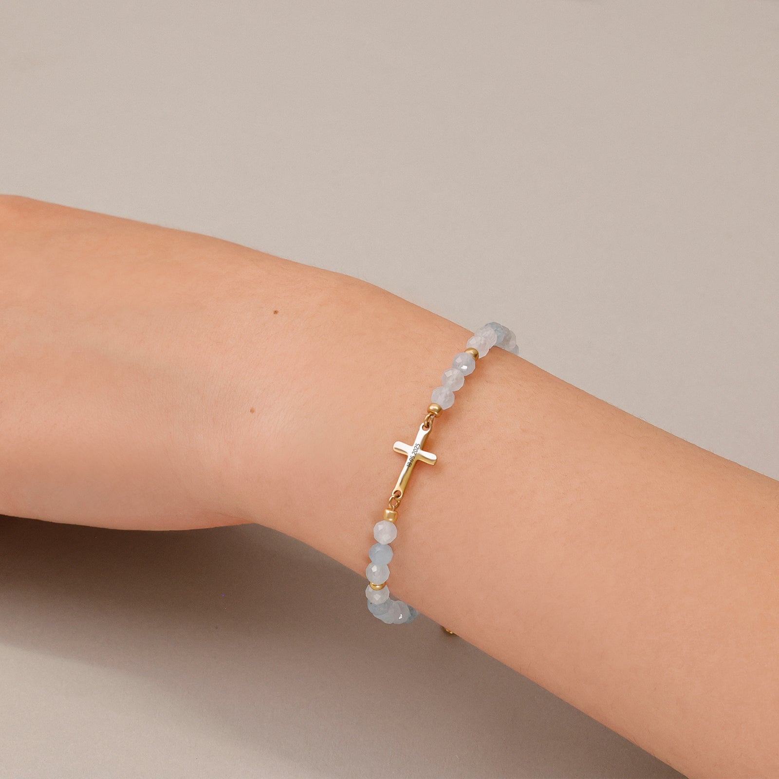 Aquamarin Kreuz Armband - Geschenk zur Kommunion mit Karte