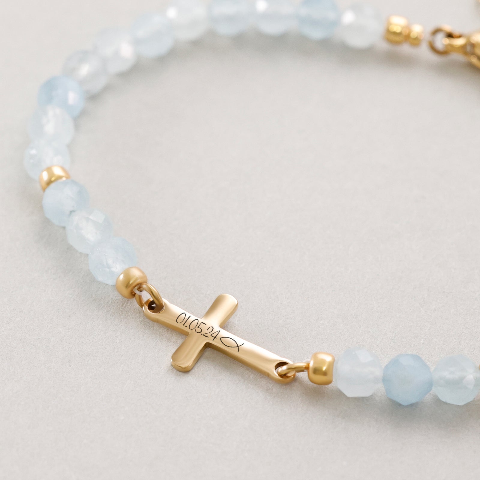 Aquamarin Kreuz Armband - Geschenk zur Konfirmation mit Karte