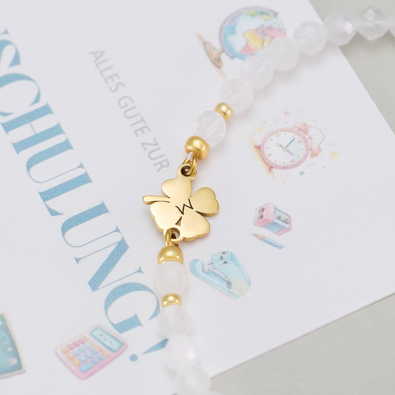Mondstein Armband mit gravierbarem Kleeblatt - Geschenk zur Einschulung mit Karte Kinder Armband VIVIANNASCHMUCK
