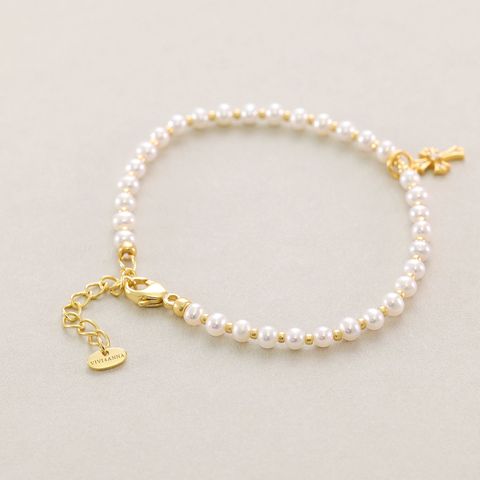 Süßwasserperlen Armband mit funkelndem Kreuz - 925er Sterling Silber