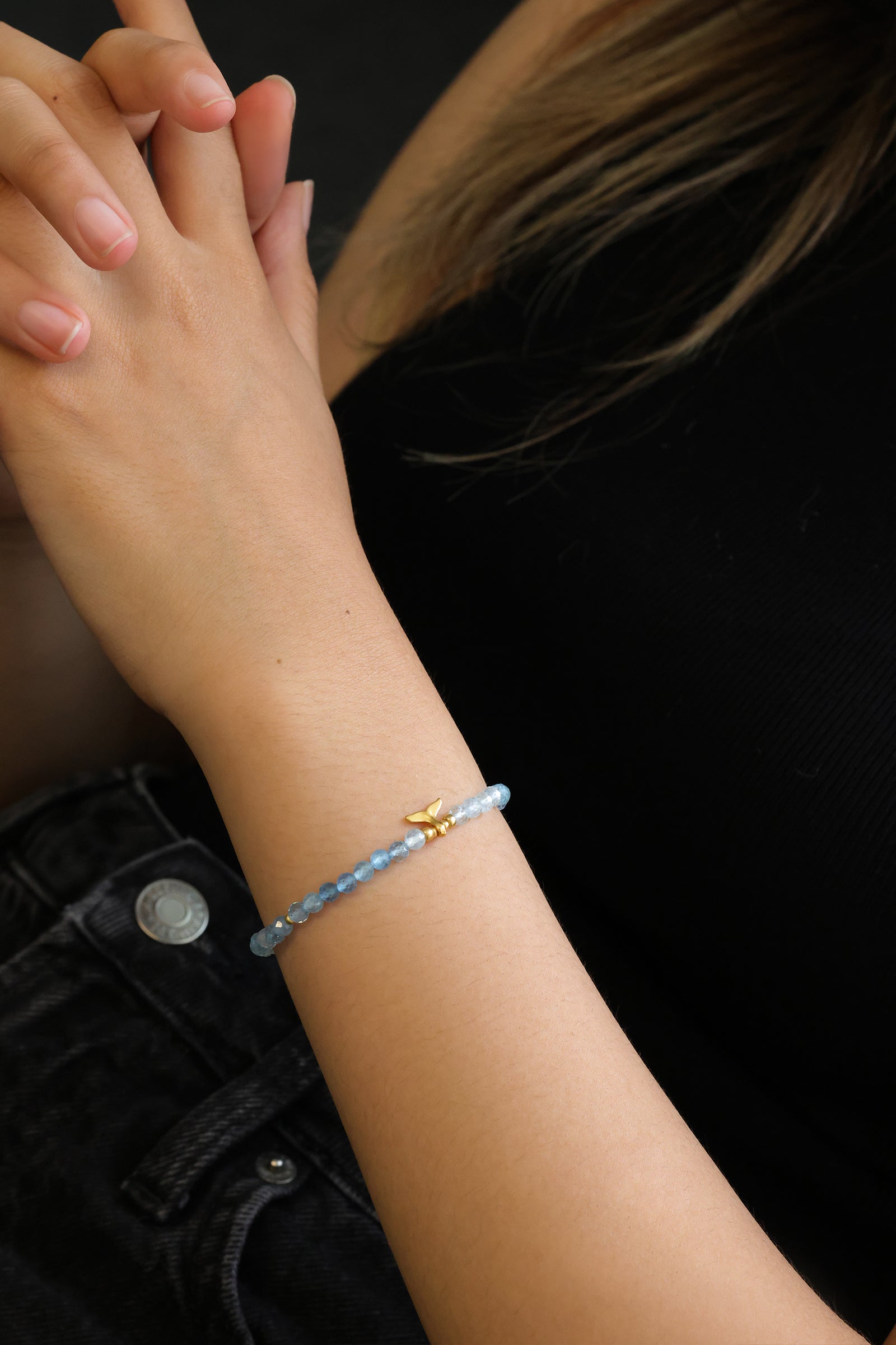 Aquamarin Armband mit Walflosse Anhänger - 925er Sterling Silber Damen Armband VIVIANNASCHMUCK