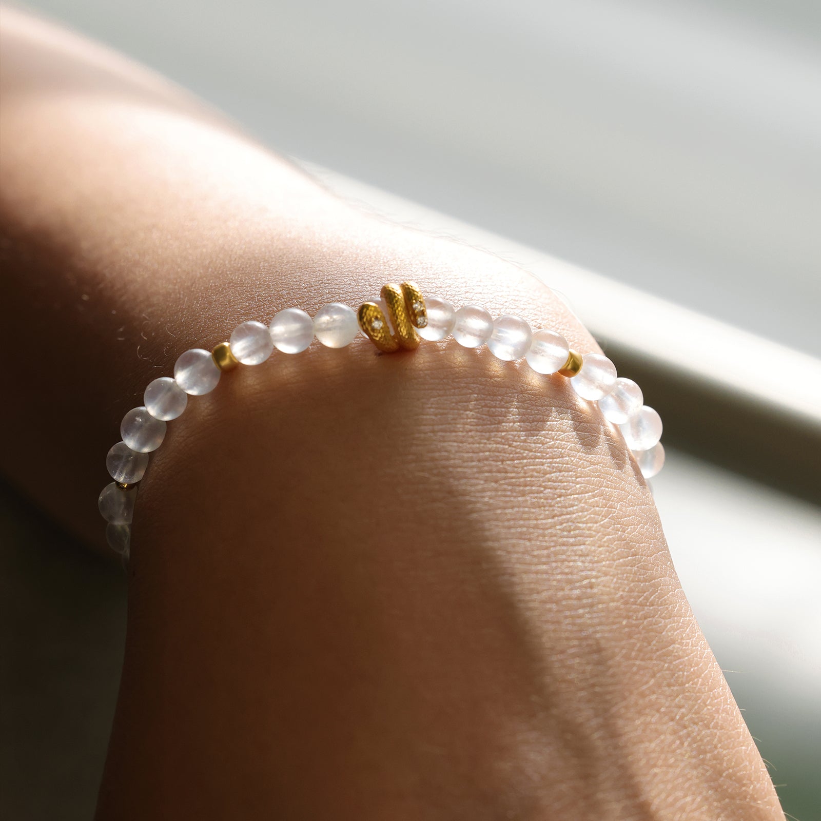 Freshwater pearl bracelet with customizable pendant - 925 sterling silver