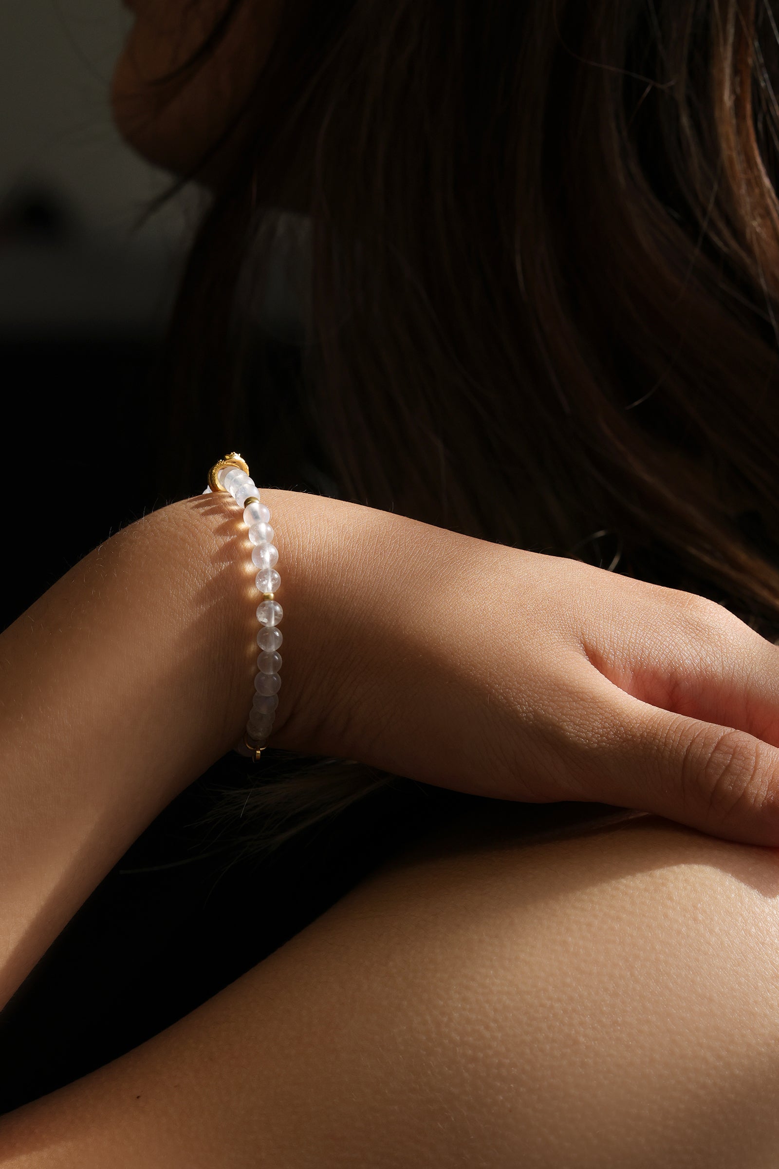 Regenbogen-Mondstein Armband mit Schlange Anhänger - 925er Sterling Silber Damen Armband VIVIANNASCHMUCK