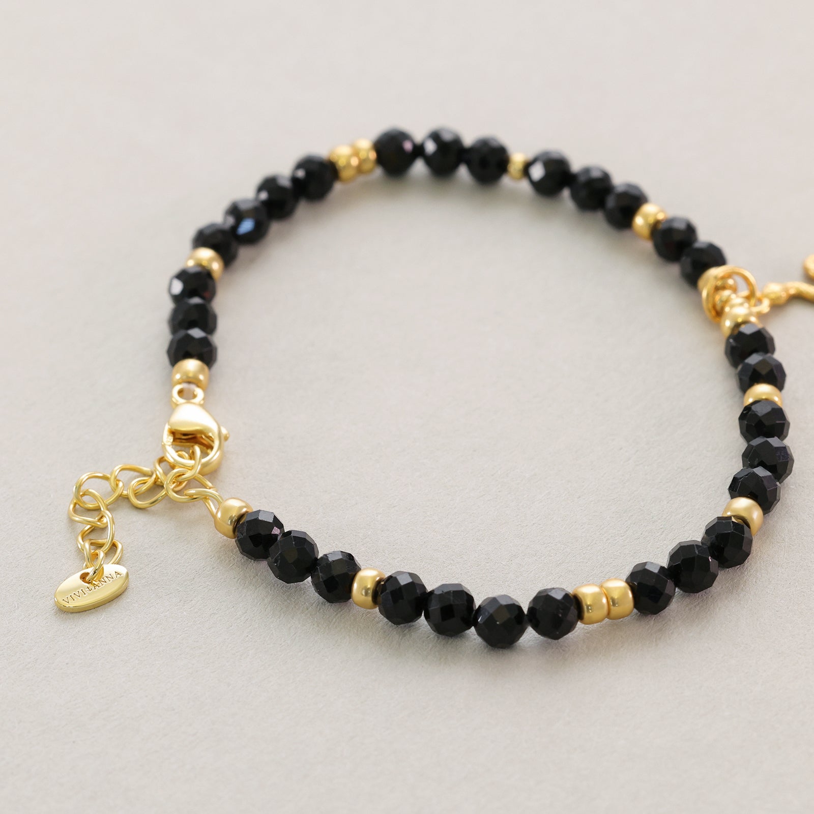 Schwarzer Turmalin Schutzarmband mit Schlangenanhänger - 925er Sterling Silber