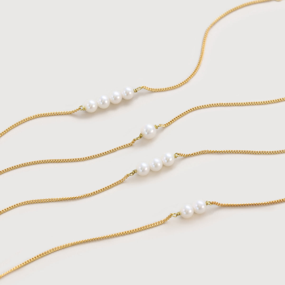 Bracelet with Freshwater Pearls & Engraved Disc – 925 Sterling Silver