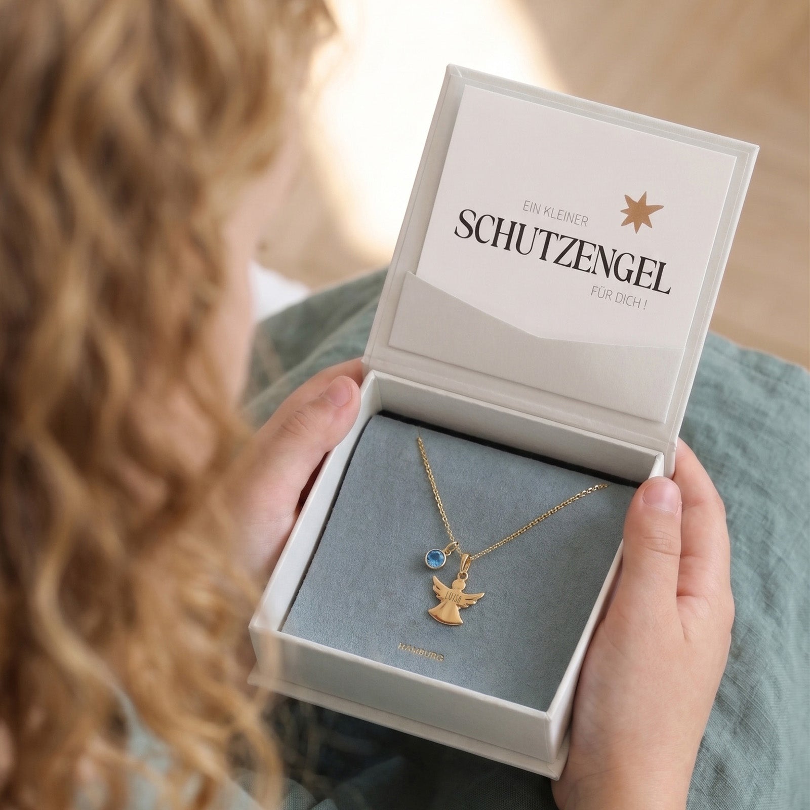 Personalisierte Schutzengel Halskette mit Geburtsstein und Karte – 925 Sterling Silber Kinder Halsketten VIVIANNASCHMUCK