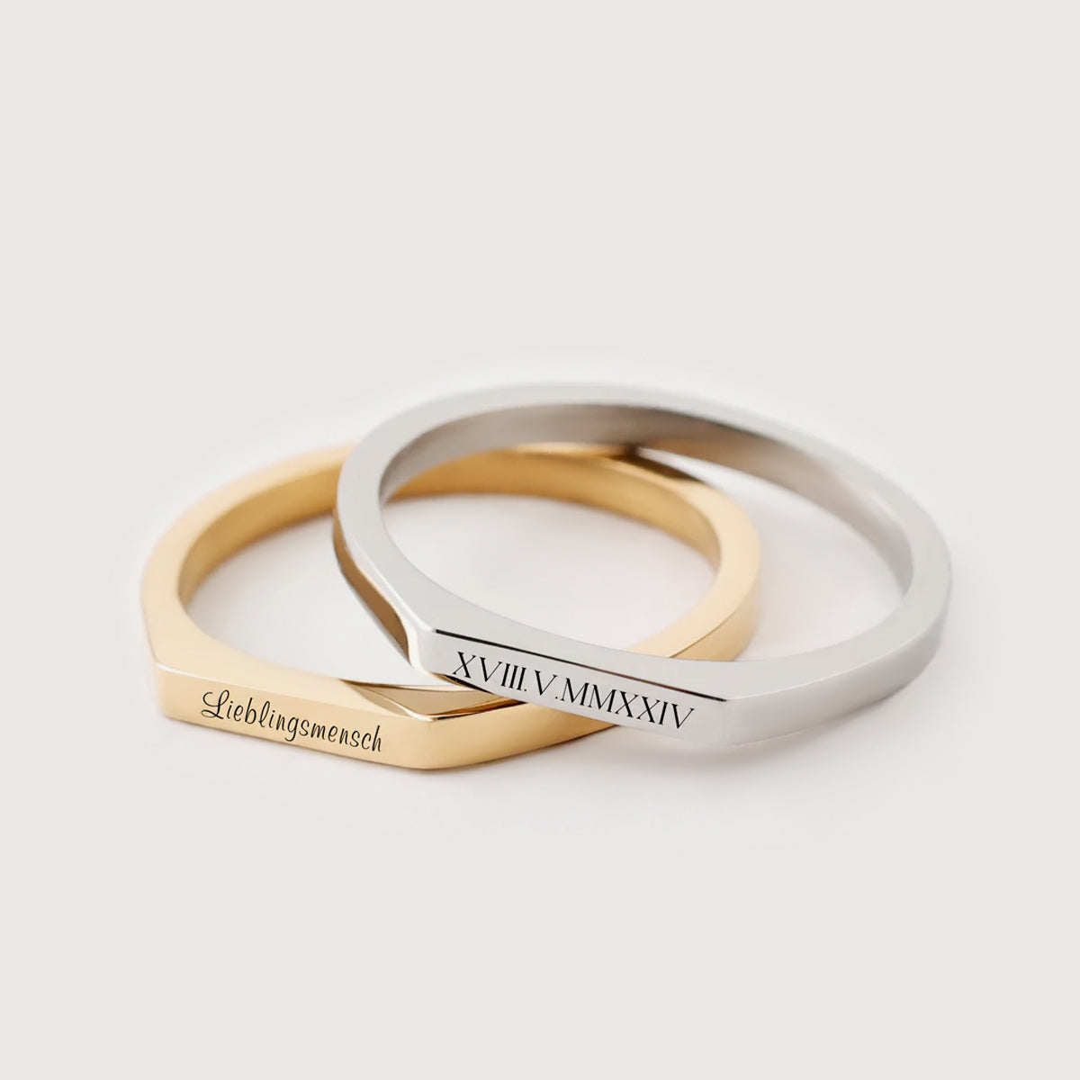 Geometrischer Stapelring – mit Wunschgravur Damen Ringe VIVIANNASCHMUCK