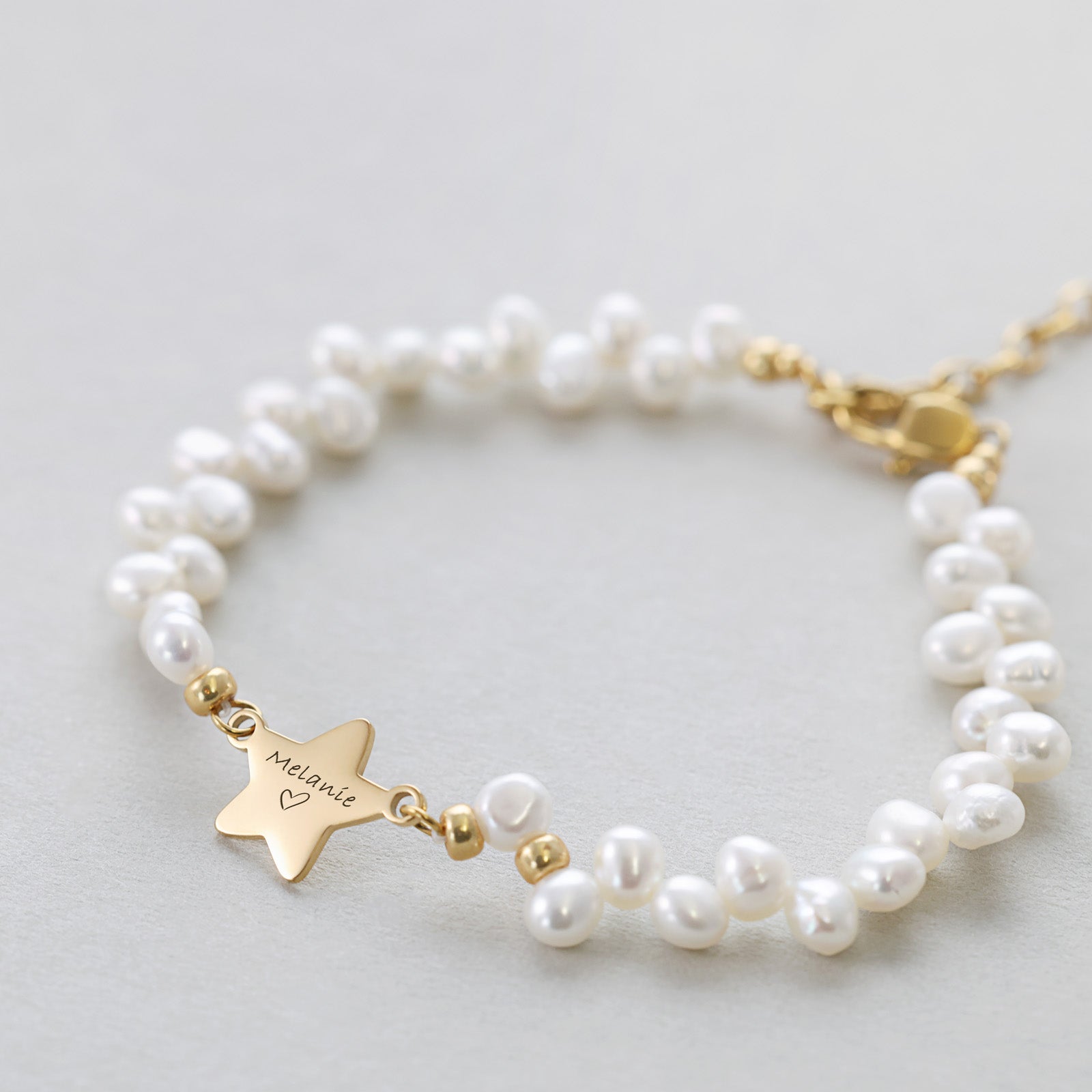 Süßwasserperlen Armband mit Sternanhänger Damen Armband VIVIANNASCHMUCK