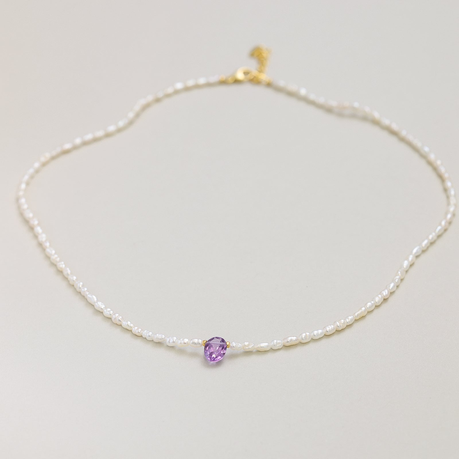 Halskette mit ovalem Amethyst & Süßwasserperlen - 925 Sterling Silber