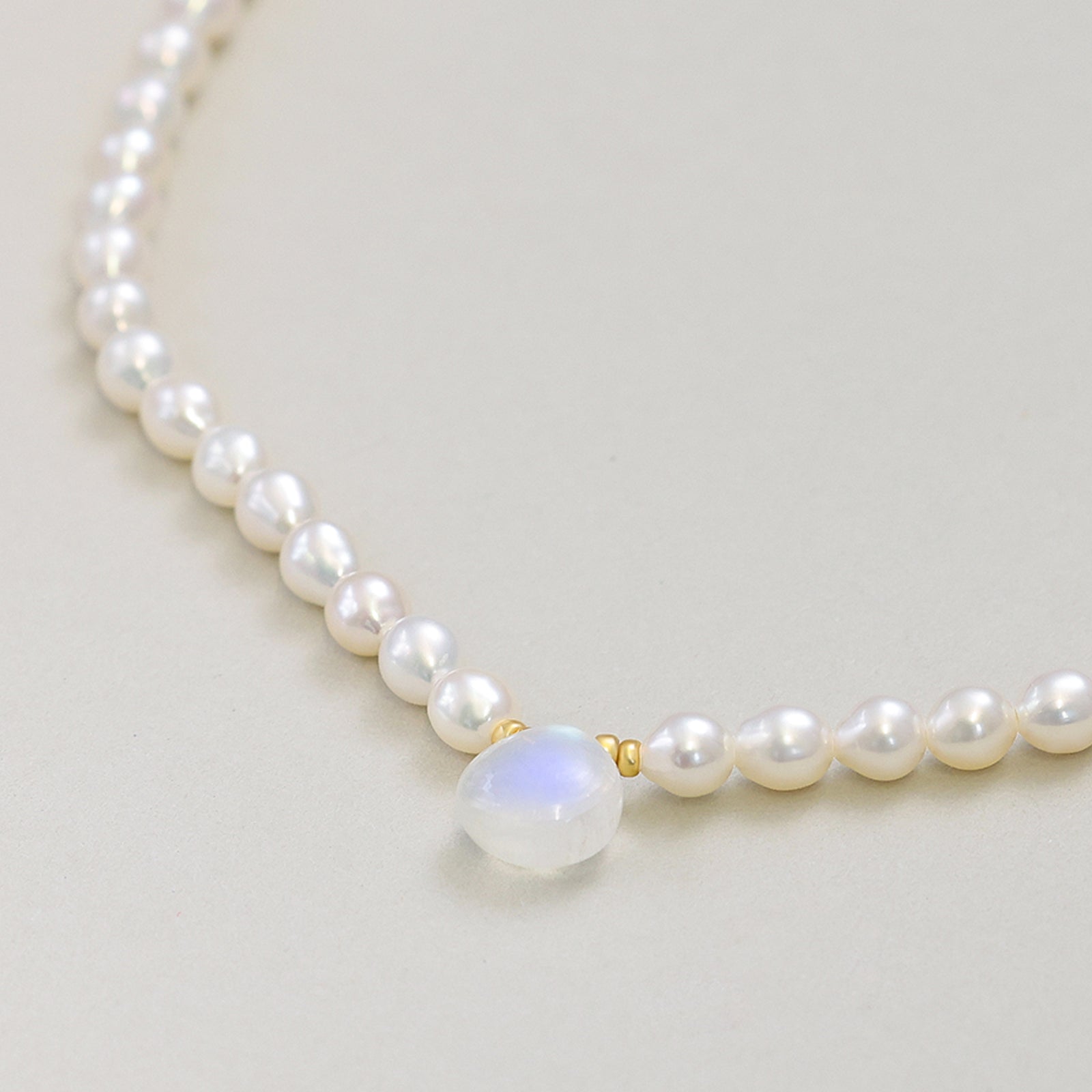 Süßwasserperlenkette mit Mondstein – 925 Sterling Silber