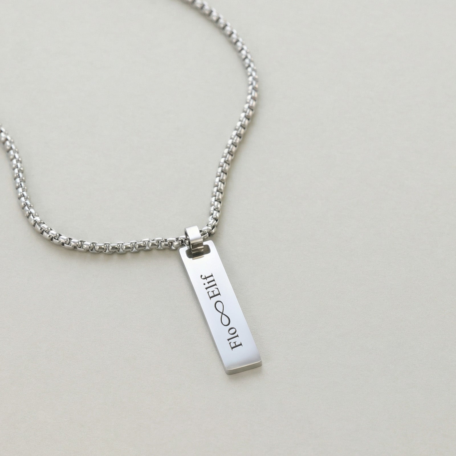 Kette mit personalisierbarem Gravurbarren Herren Halskette VIVIANNASCHMUCK