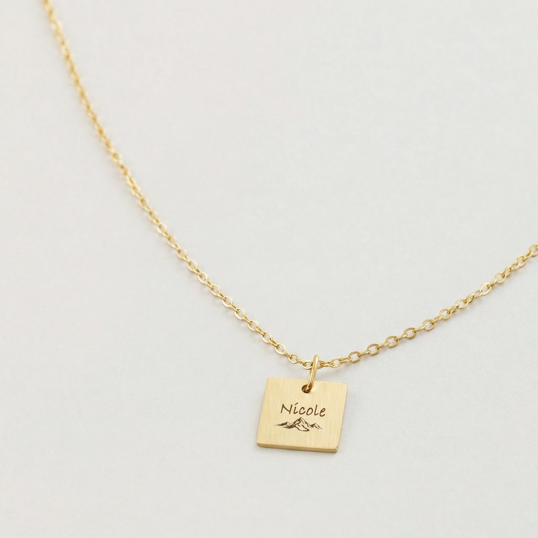 Kette für Herren mit eckigem Gravurplättchen Herren Halskette VIVIANNASCHMUCK