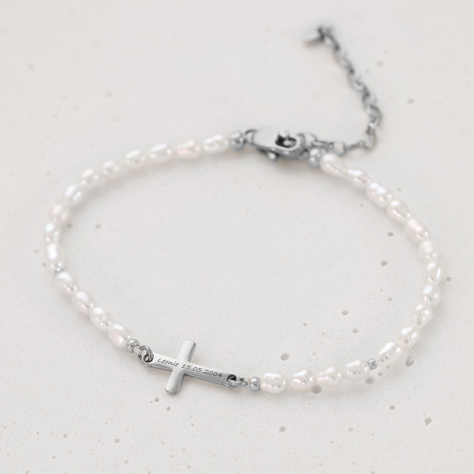 Süßwasserperlenarmband mit Kreuz Damen Armband VIVIANNASCHMUCK