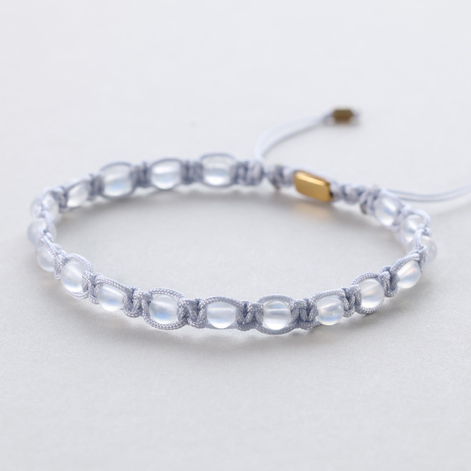 Regenbogenmondstein Makramee-Armband – personalisierbar Herren Armband VIVIANNASCHMUCK