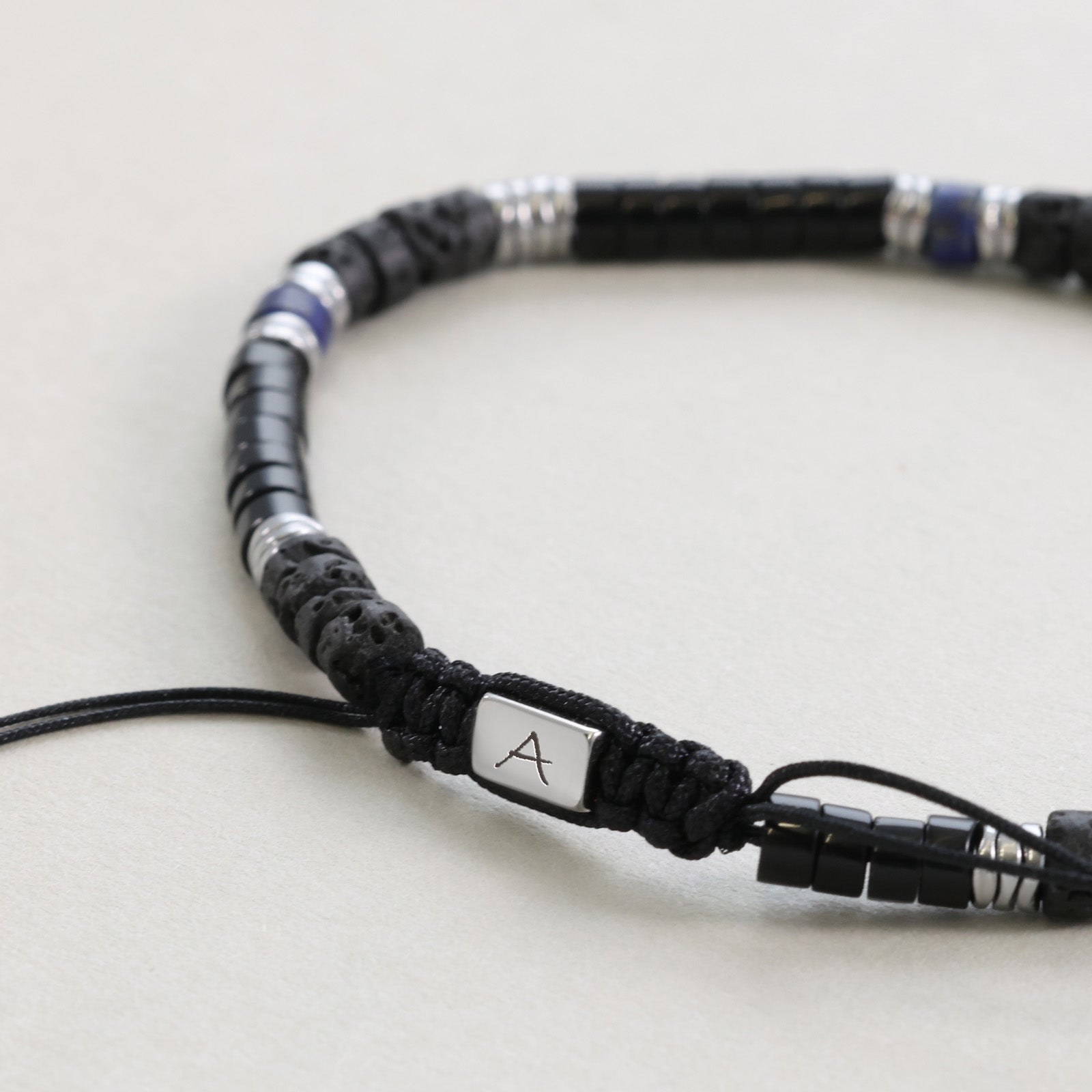 Edelsteinarmband mit schwarzem Turmalin, Lava, Lapislazuli und Hämatit Herren Armband VIVIANNASCHMUCK