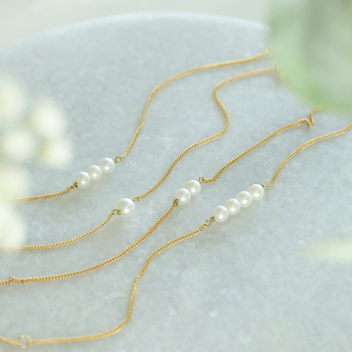 Bracelet with Freshwater Pearls & Engraved Disc – 925 Sterling Silver