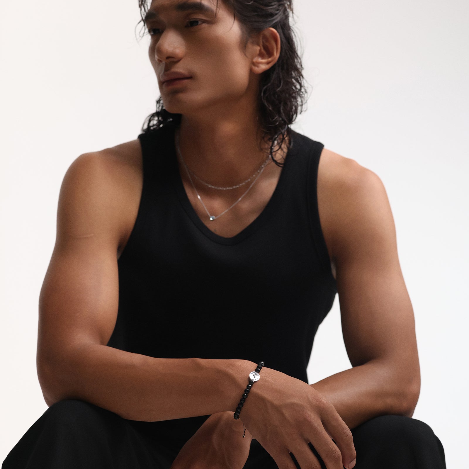 Obsidian Perlenarmband mit Gravur - mit Hammerschlagplättchen Herren Armband VIVIANNASCHMUCK