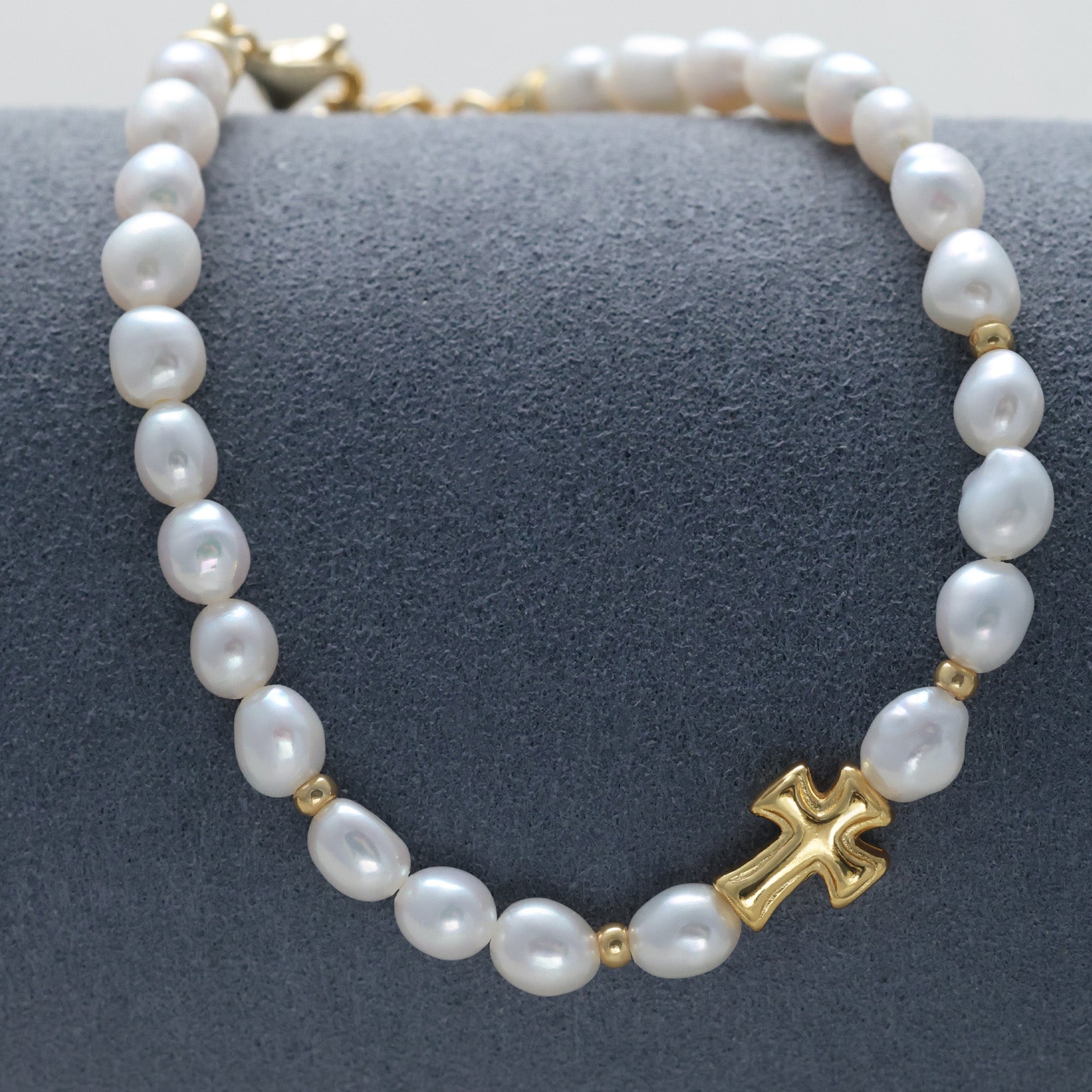 Süßwasserperlen Armband mit zartem Kreuz - 925 Sterling Silber Damen Armband VIVIANNASCHMUCK