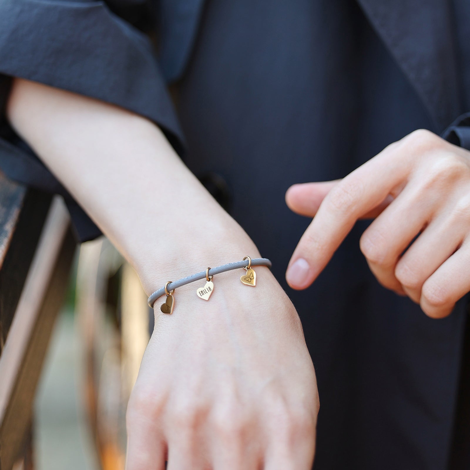 Herzanhänger-Lederarmband mit Gravur