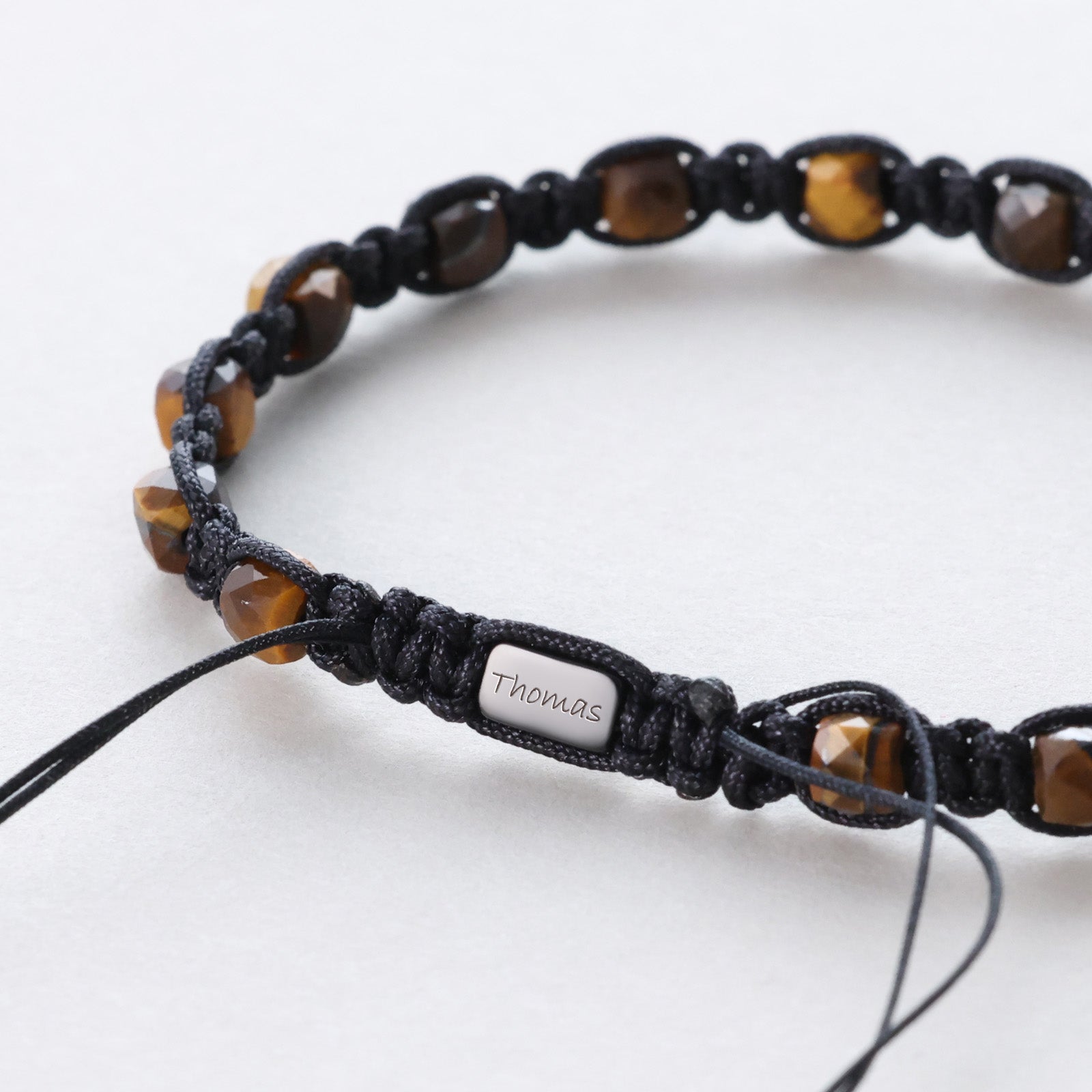 Tigerauge Makramee-Armband – personalisierbar Herren Armband VIVIANNASCHMUCK