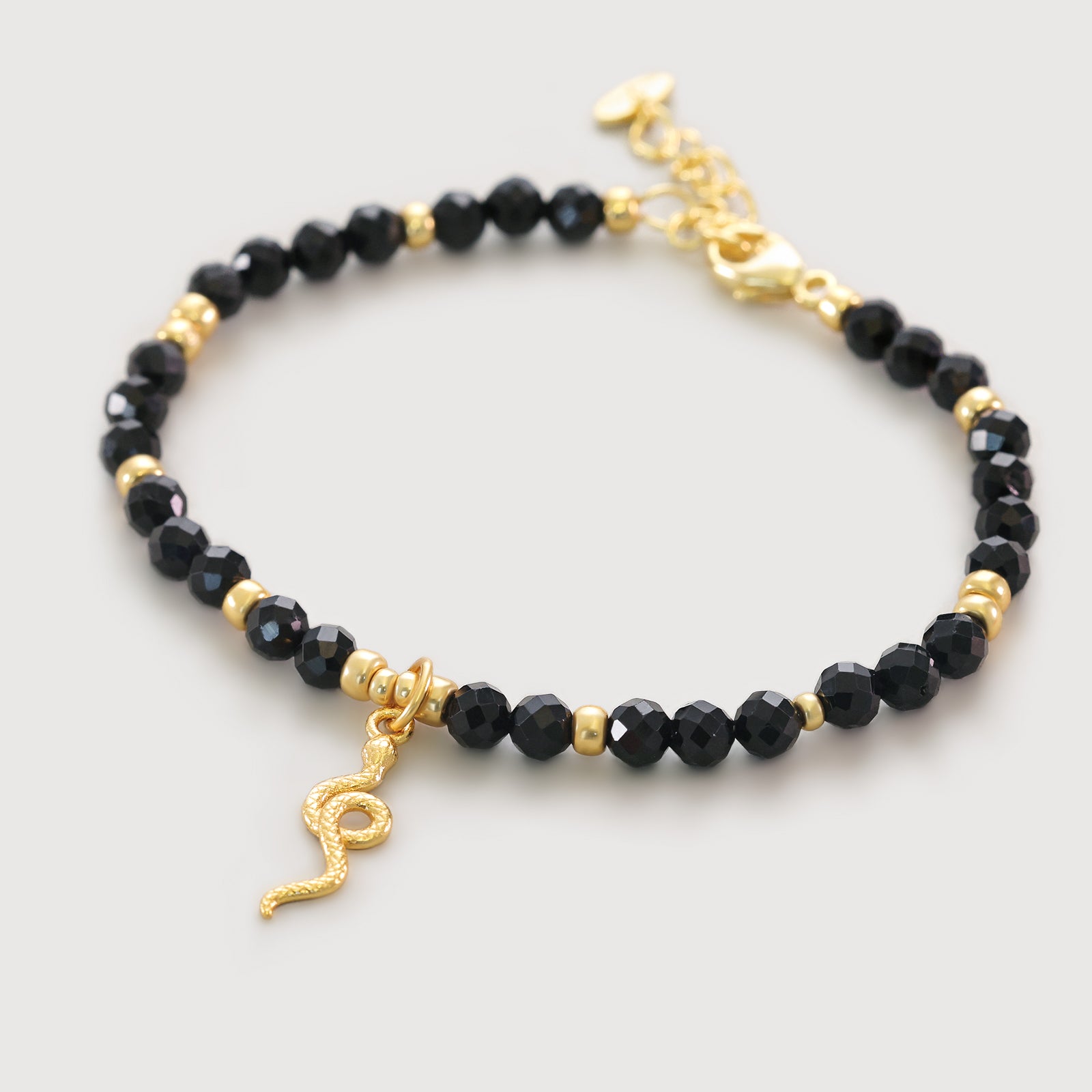 Schwarzer Turmalin Schutzarmband mit Schlangenanhänger - 925er Sterling Silber Damen Armband VIVIANNASCHMUCK