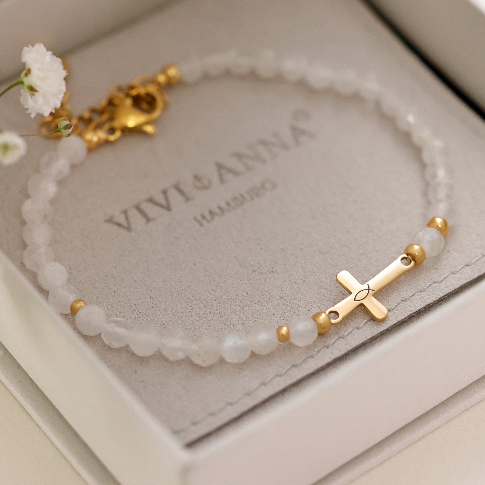 Mondstein Kreuz-Armband mit Gravur- Geschenk zur Konfirmation mit Karte Kinder Armband VIVIANNASCHMUCK