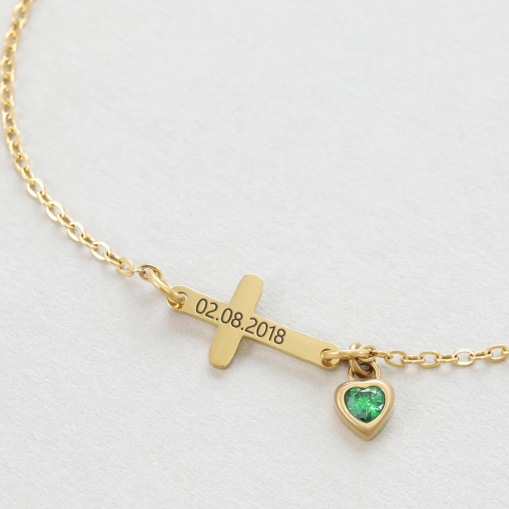 Personalisiertes Kreuzarmband mit herzförmigem Geburtsstein Kinder Armband VIVIANNASCHMUCK
