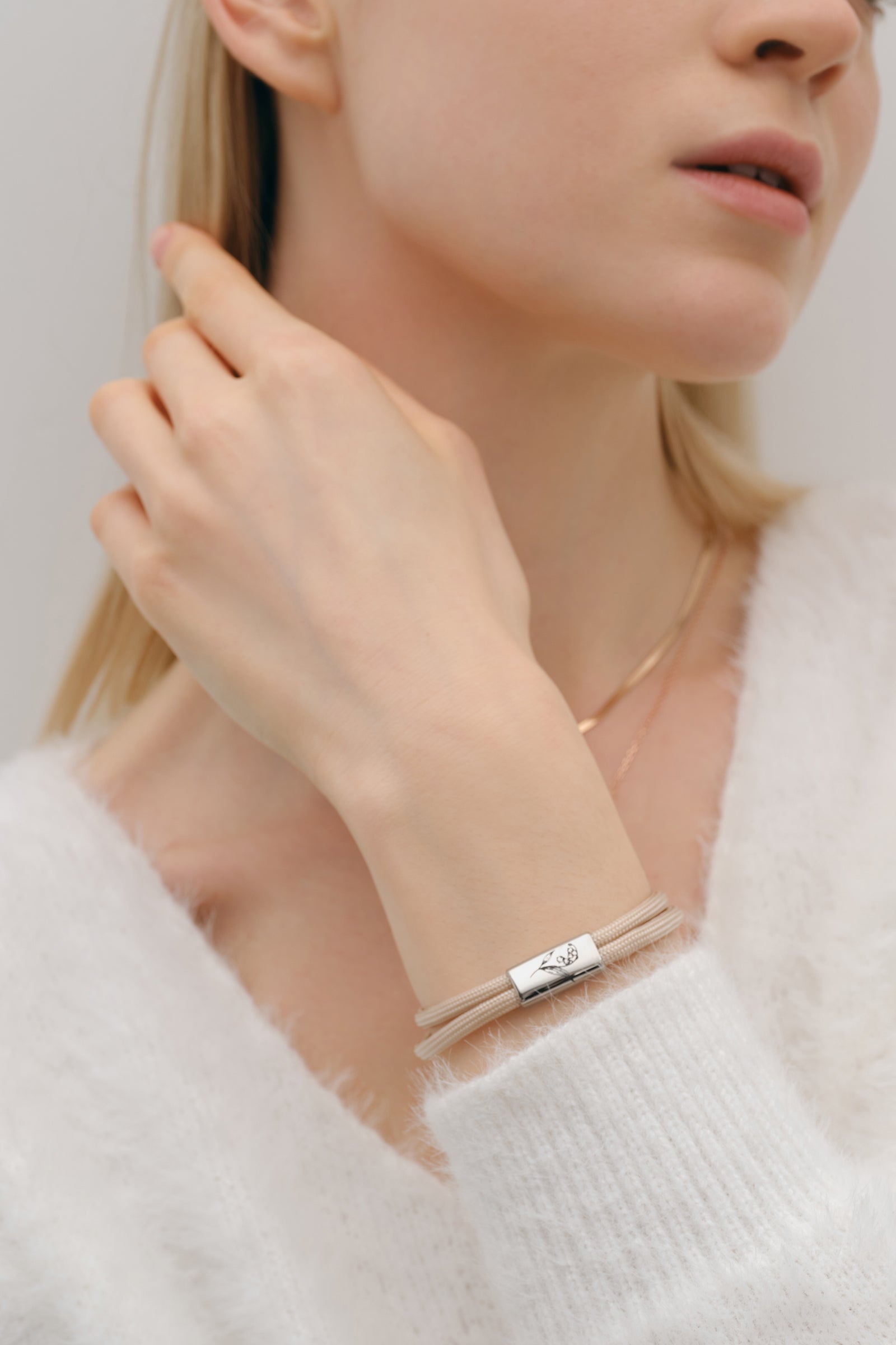 Geburtsblumen Armband aus Segeltau – mit Wunschgravur Damen Armband VIVIANNASCHMUCK