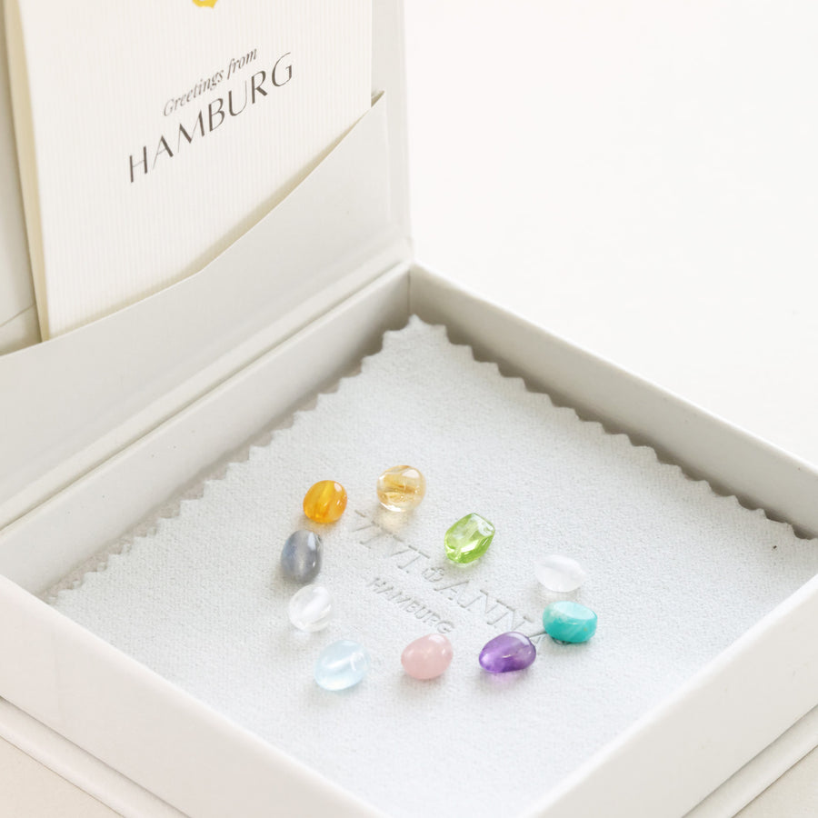 Colourful natural stones in the VIVIANNA gift box