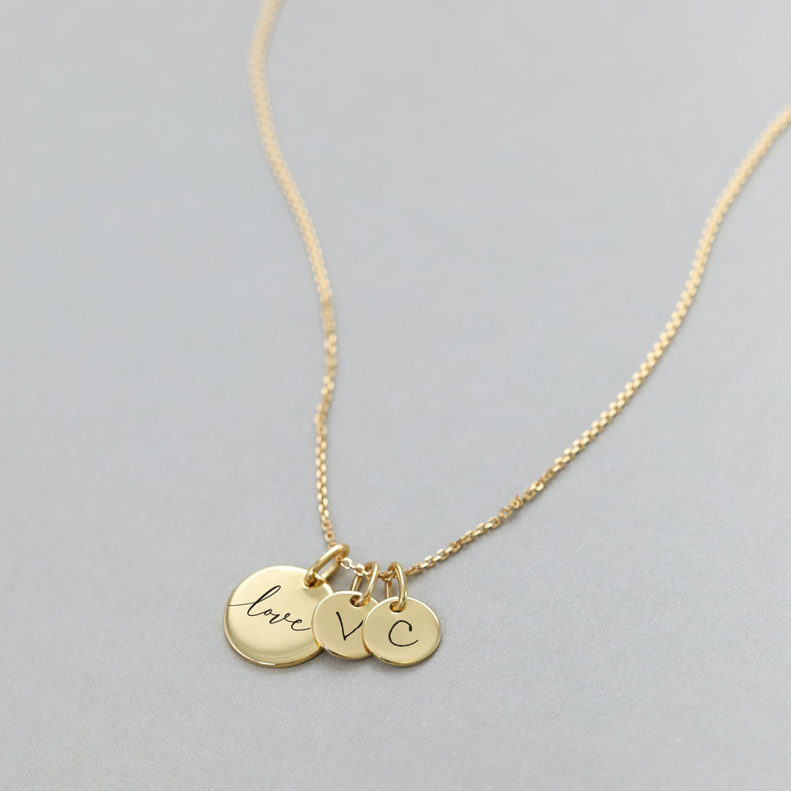 Personalisierte Familienkette mit großen und kleinen Gravurplättchen - 925 Sterling Silber Damen Halskette VIVIANNASCHMUCK