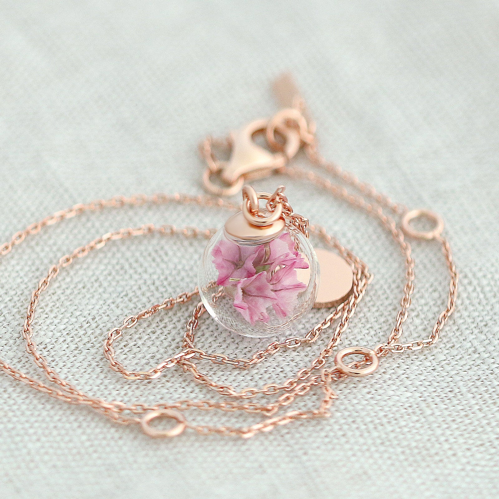 Personalized necklace with real sea lavender
