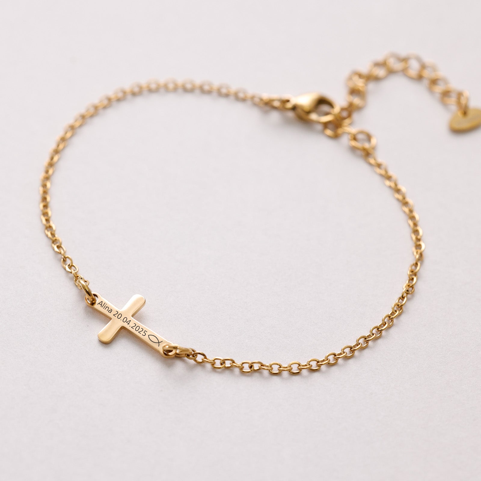 Kreuz-Armband mit Gravur - Geschenk zur Konfirmation mit Karte