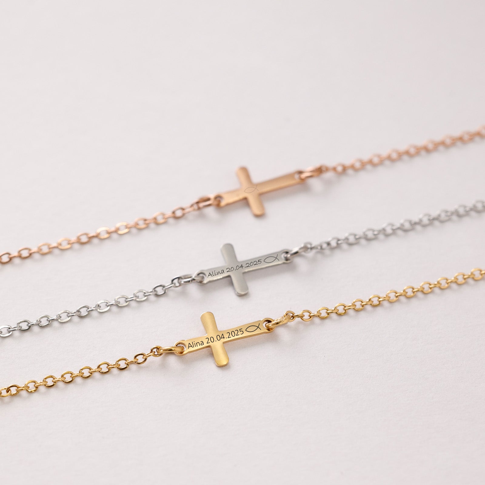 Kreuz-Armband mit Gravur - Geschenk zur Konfirmation mit Karte