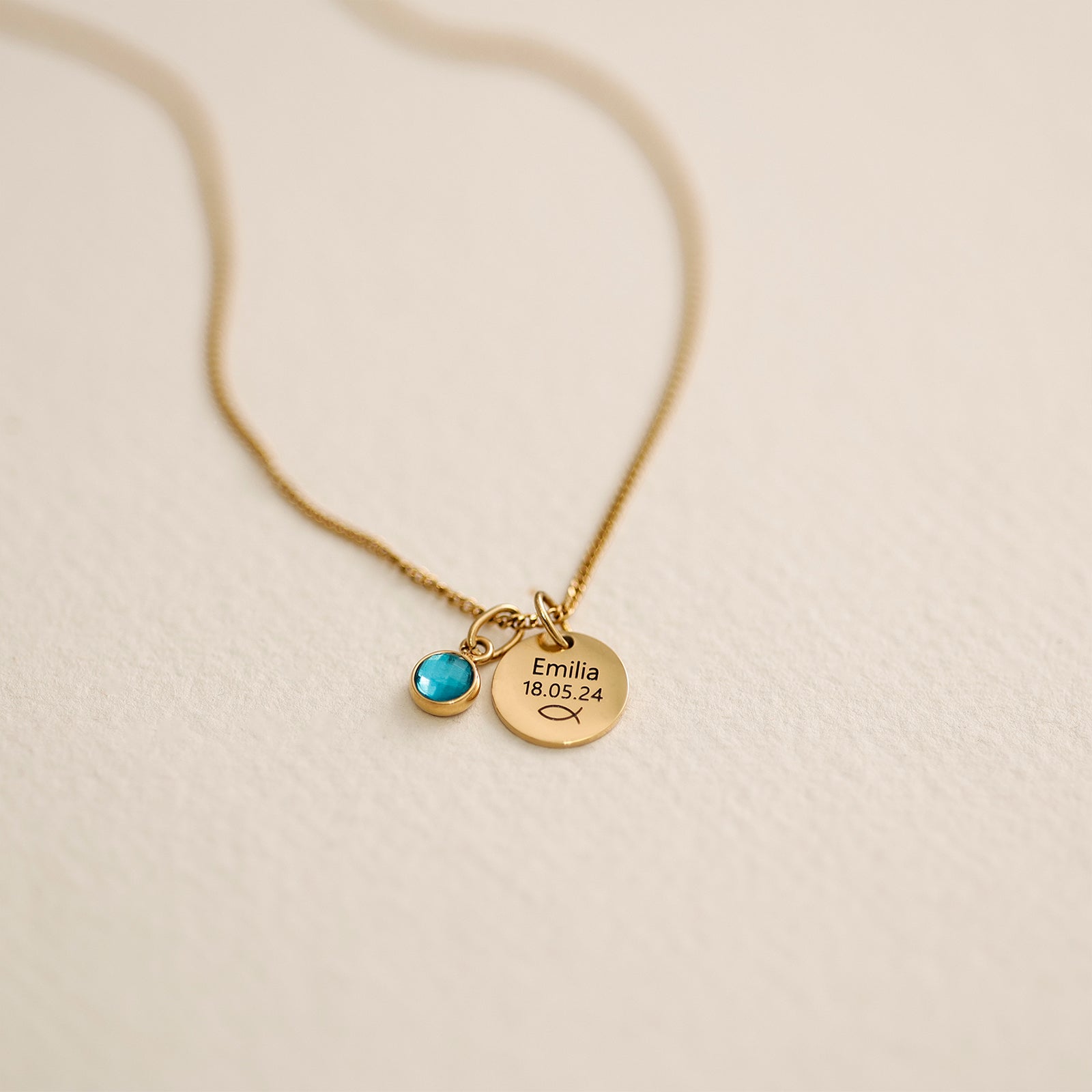 Personalisierte Kette mit Geburtsstein - Gravur Familienkette - Edelstahl - Namenskette - Konfirmation - Kommunion - Firmung - KE008 - VIVIANNASCHMUCK