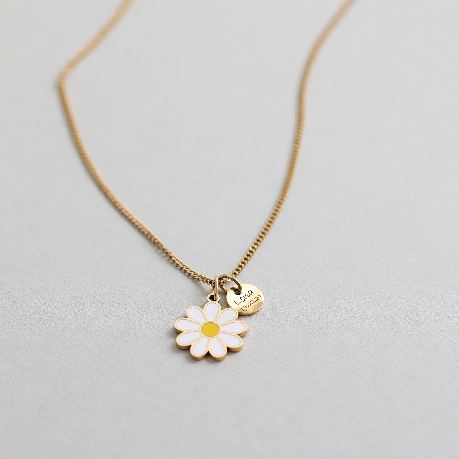Personalisierte Gänseblümchen Anhänge Halskette - Florale mit Gravur - Panzerkette - Glück Blütenschmuck - Frühlings Geschenk - KE017 - VIVIANNASCHMUCK