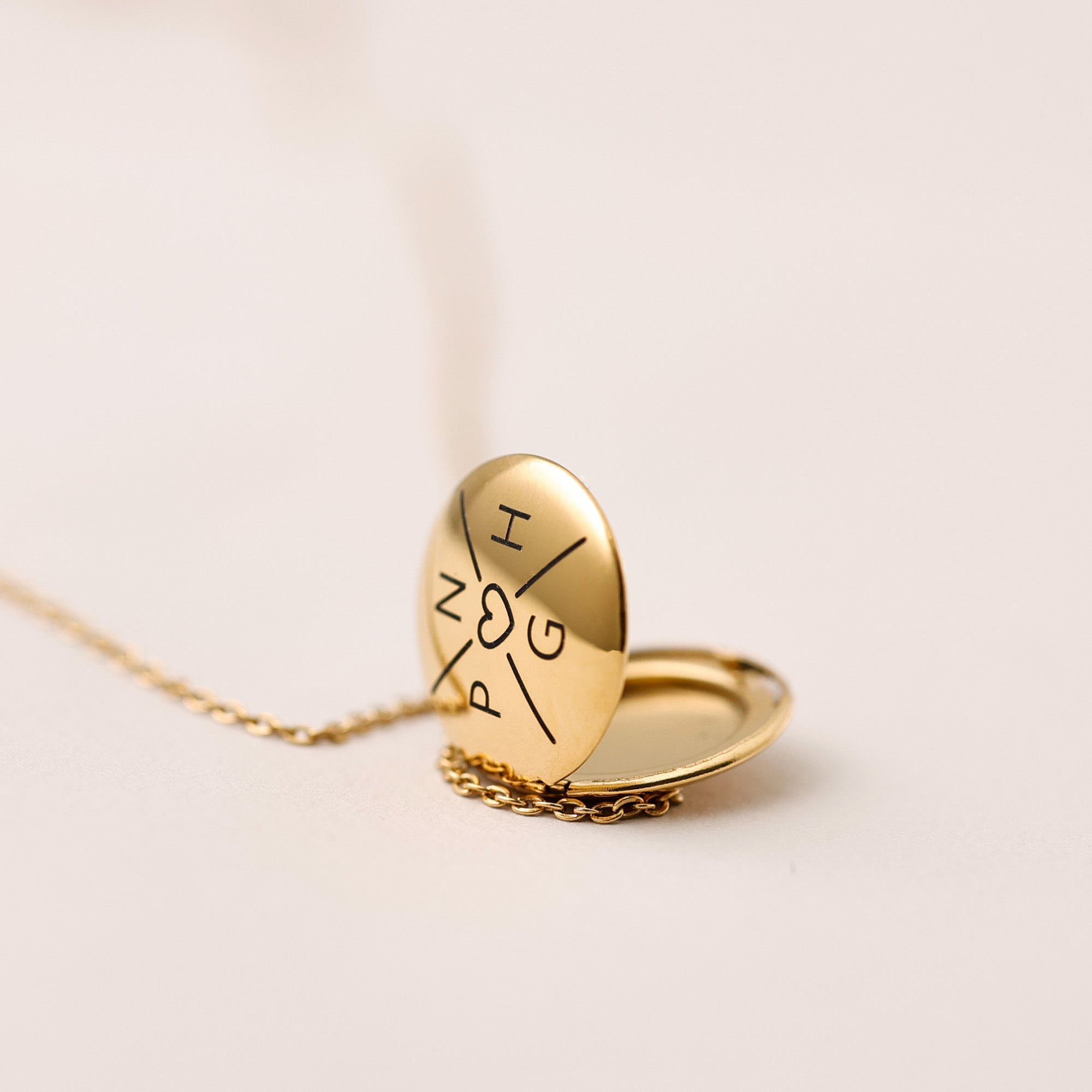 Medaillon Kette • Personalisierte Geschenke • Foto Medaillion mit Gravur - VIVIANNASCHMUCK