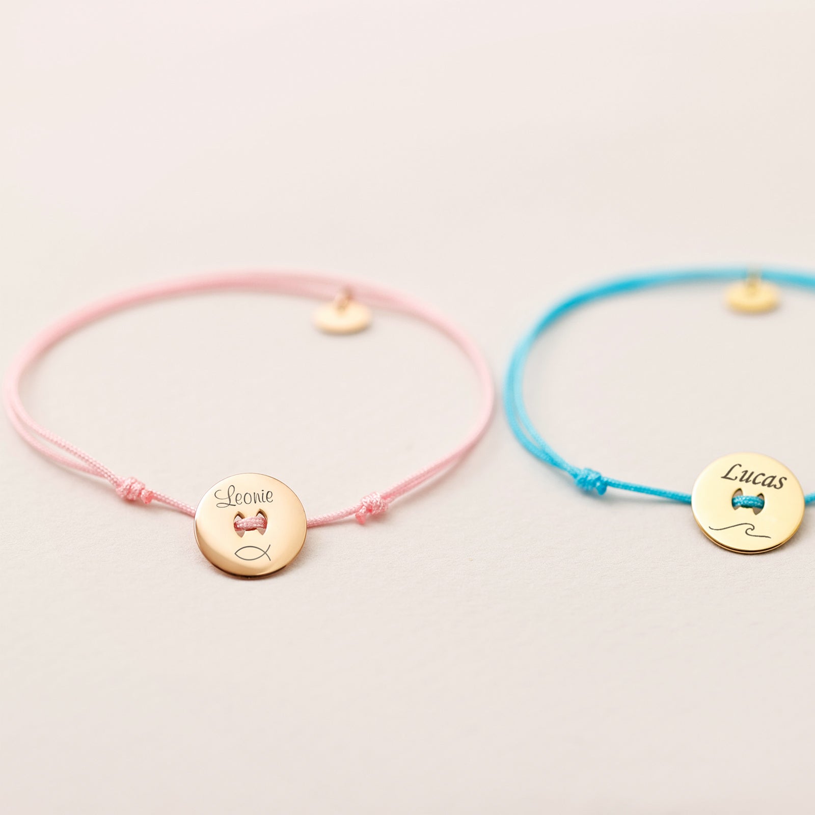 Personalized bracelet - custom engraving - disc bracelet - mom gift - name bracelet - Ichthys bracelet - children's bracelet A232
