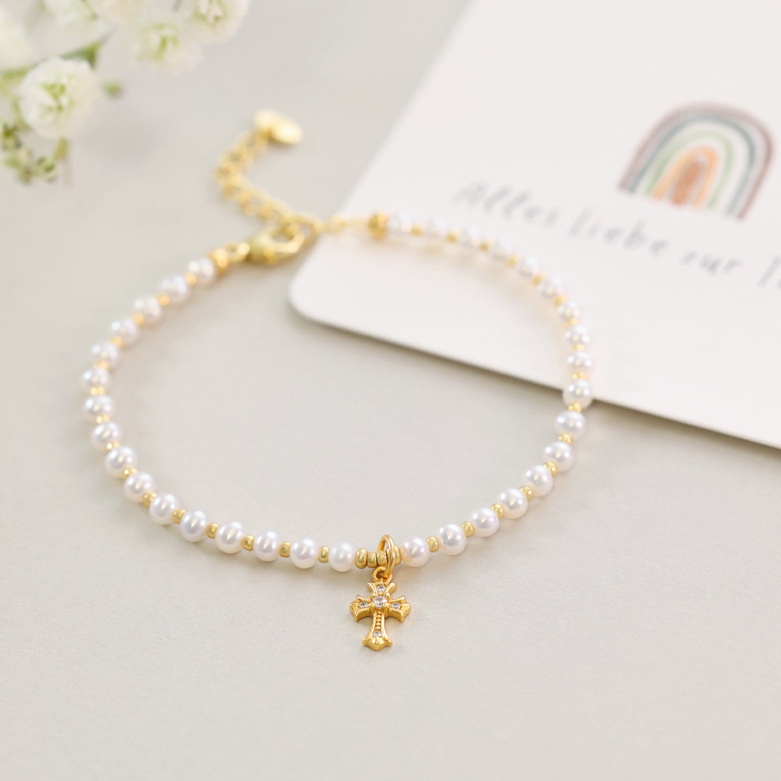 Süßwasserperlen Armband mit funkelndem Kreuz - 925er Sterling Silber - Geschenk zur Taufe mit Karte