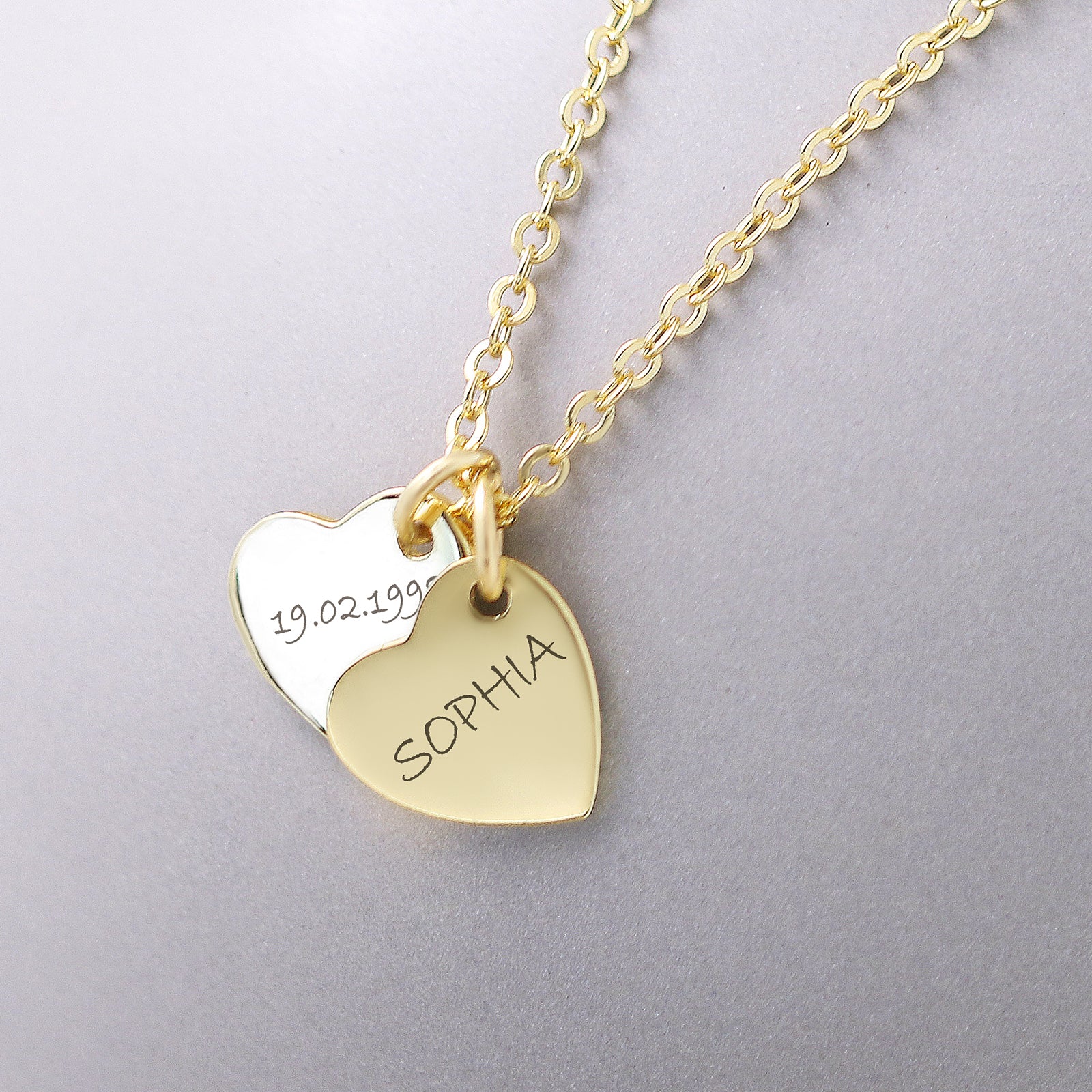 Personalisierte Kette mit Herzanhänger - VIVIANNASCHMUCK